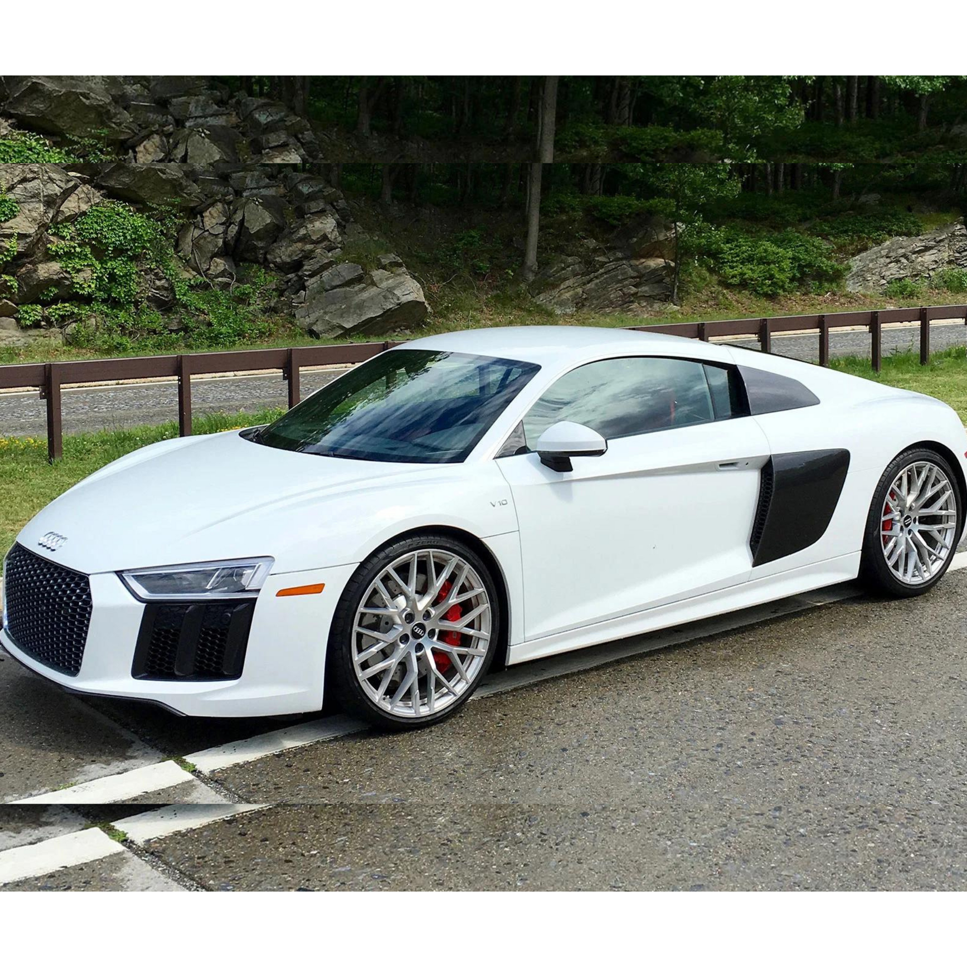 Audi R8 Montreal Car Rentals